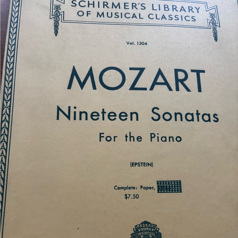 Mozart Nineteen Sonatas for Piano Sheet Music - Picture 4 of 15